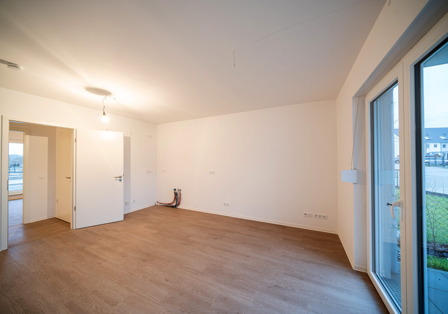 Großes Zimmer in der neuen Mietwohnung in Falkenberg