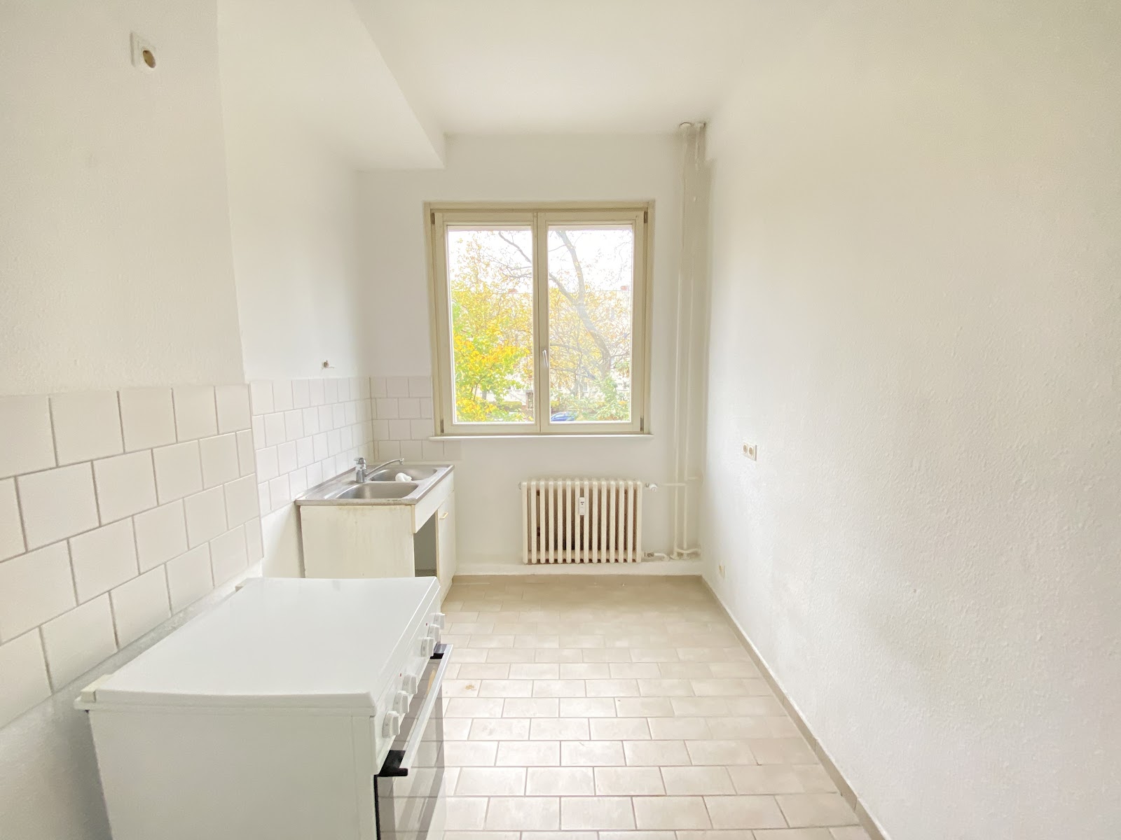 تصویر Nachmieter ab sofort gesucht: Helle 2,5-Zimmer-Wohnung mit Balkon & Tageslichtbad, provisionsfrei