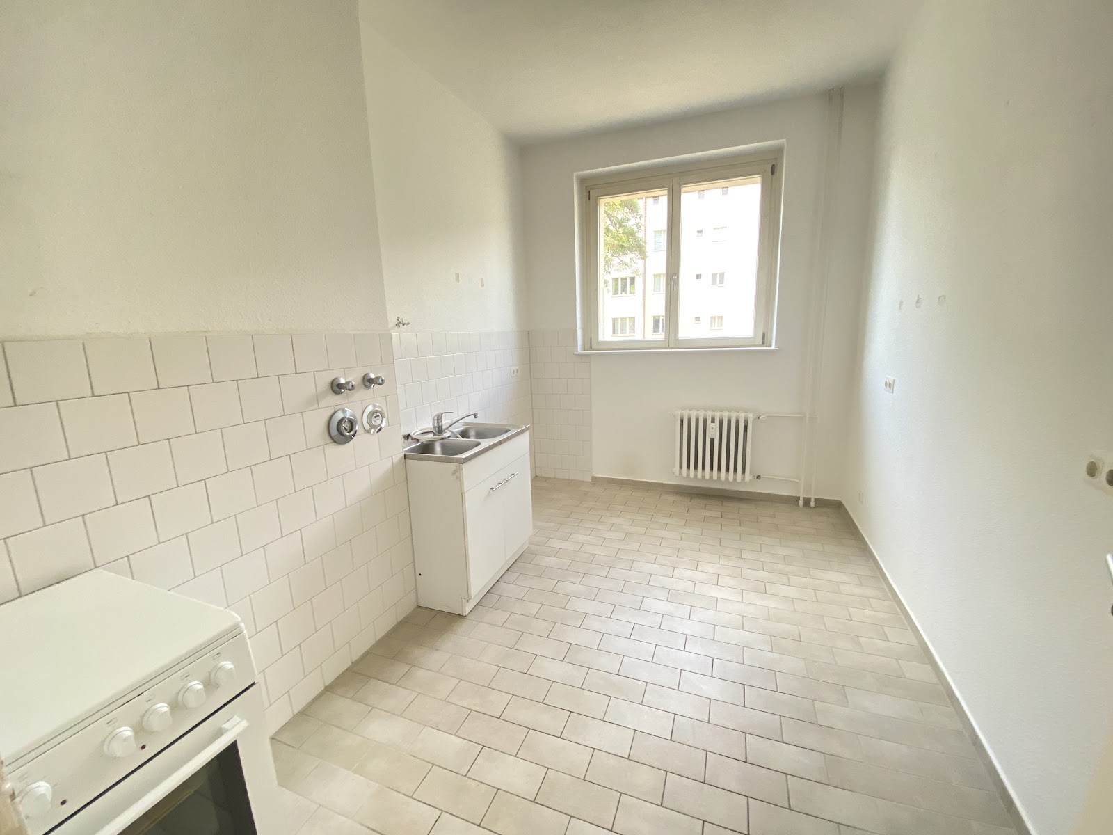 تصویر Helle 2-Zimmer-Wohnung mit Balkon und Duschbad – provisionsfrei