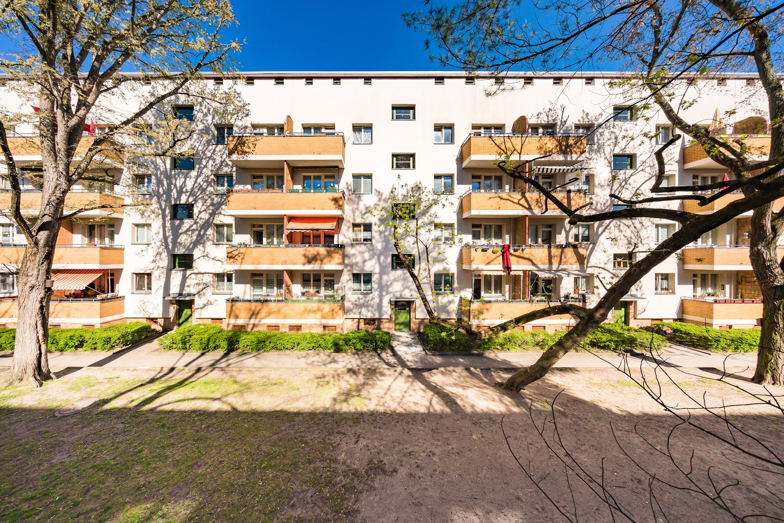 تصویر Helle 2-Zimmer-Wohnung mit Balkon und Duschbad – provisionsfrei