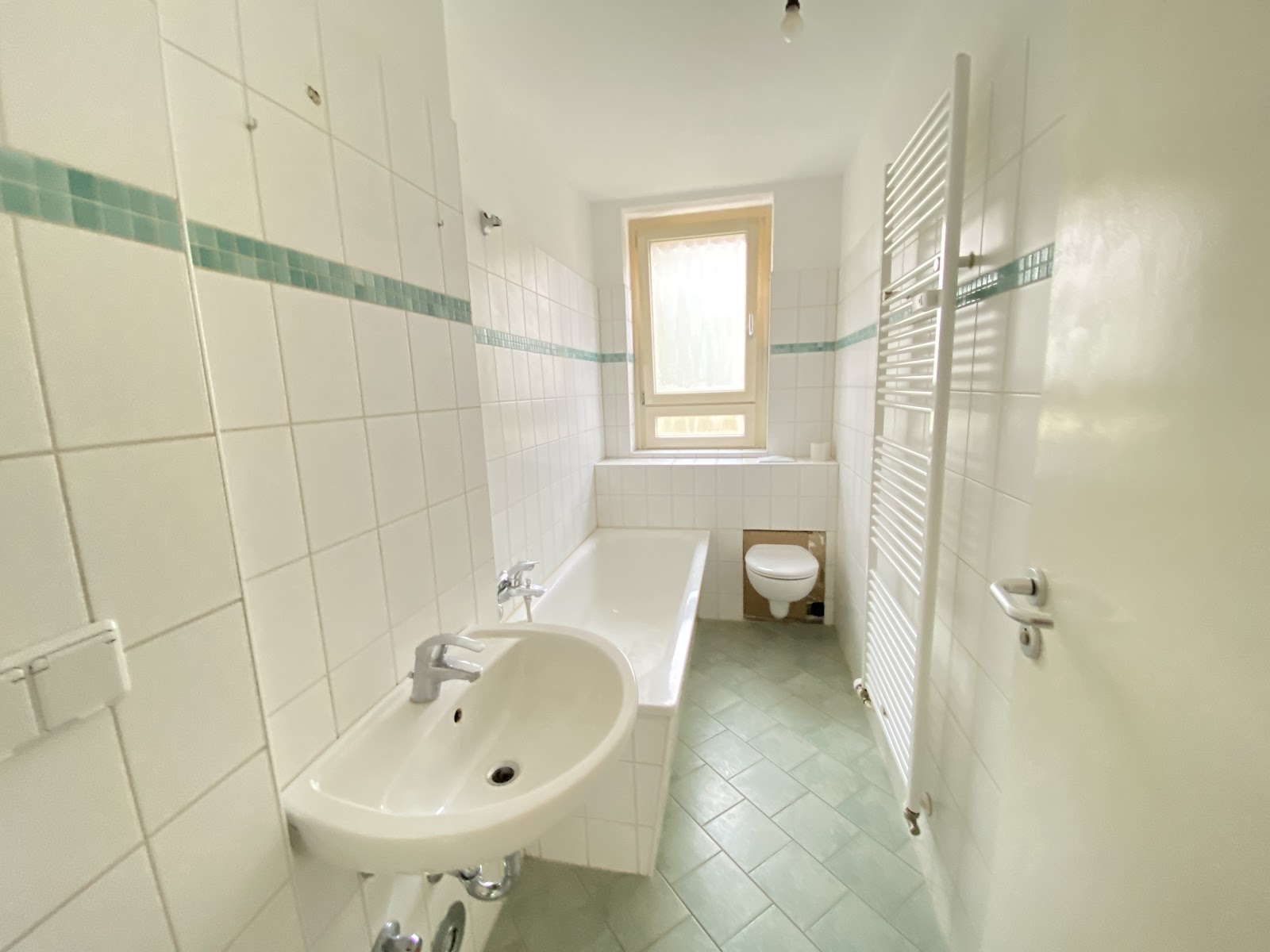 تصویر Helle 1-Zimmer-Wohnung mit Balkon und Tageslichtbad – provisionsfrei · Burscheider Weg 14D, 13599 Berlin