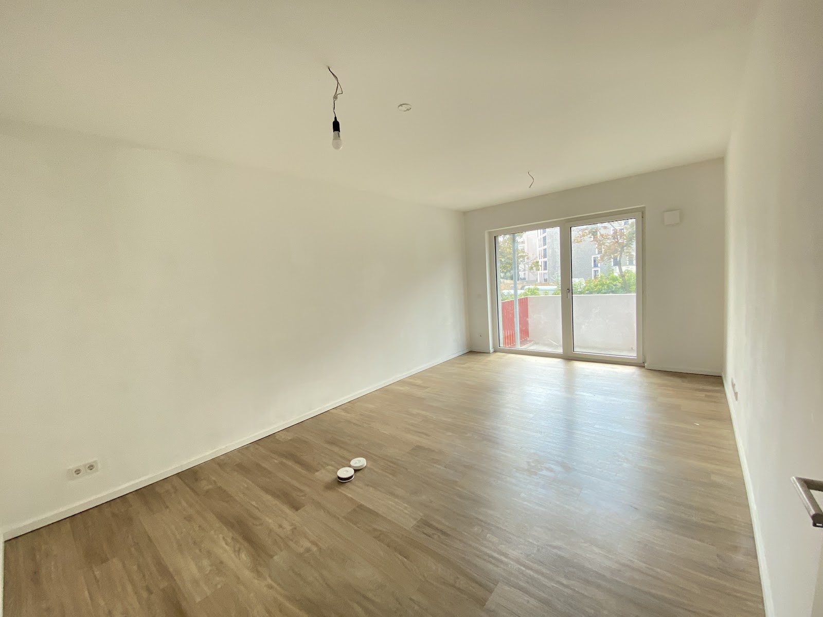 تصویر Helle 2-Zimmer-Wohnung mit Balkon – barrierefreie Objektgestaltung – provisionsfrei – nur mit WBS