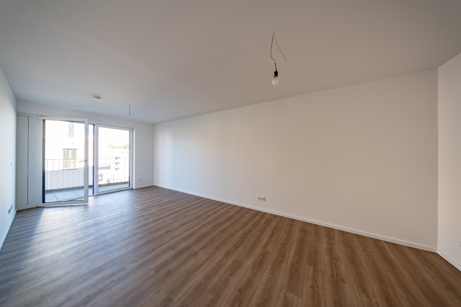 تصویر Neubauwohnung mit Fußbodenheizung und Balkon im Erstbezug / WBS erforderlich