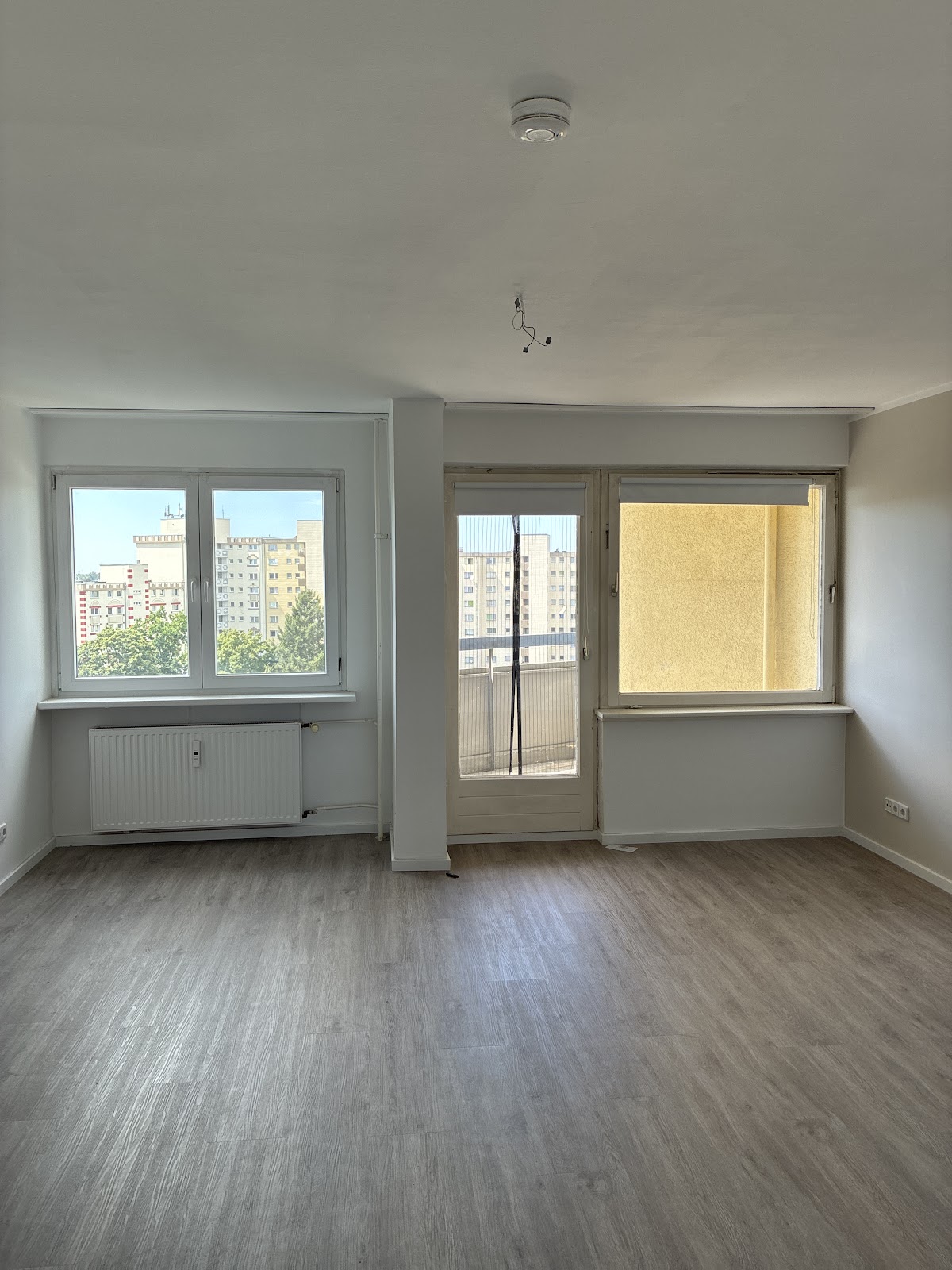 تصویر Familienwohnung frei