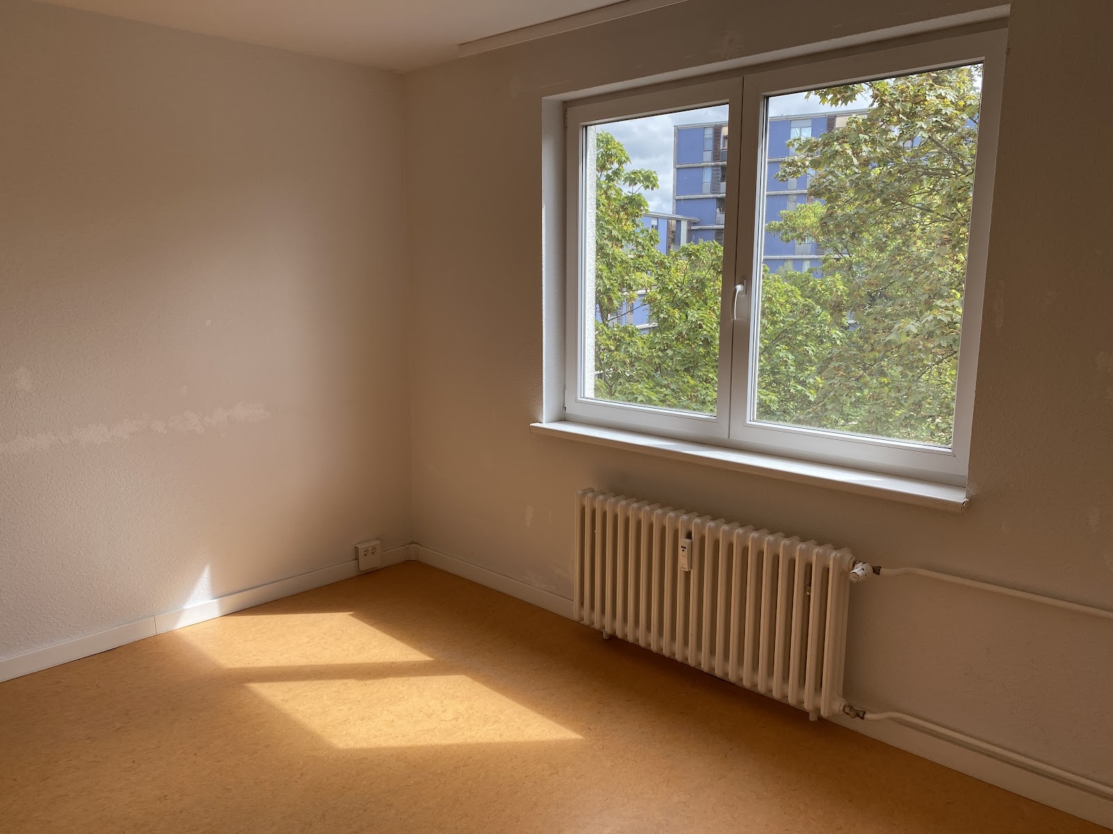 تصویر Schöne Wohnung in Tegel Süd