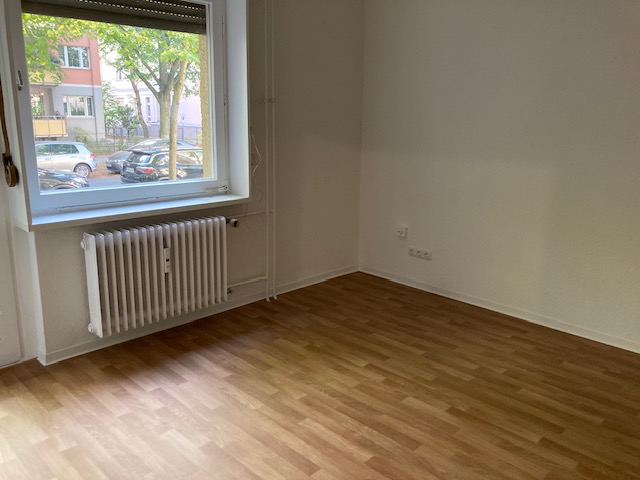 تصویر 3-Zimmer-Wohnung mit Balkon – vorfristig Nachmieter zum 01.11.gesucht