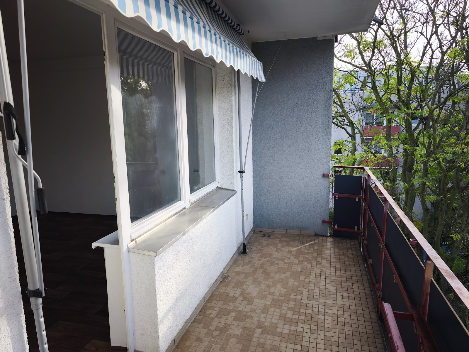 تصویر 3-Zimmer-Wohnung mit Balkon – vorfristig Nachmieter zum 01.11.gesucht