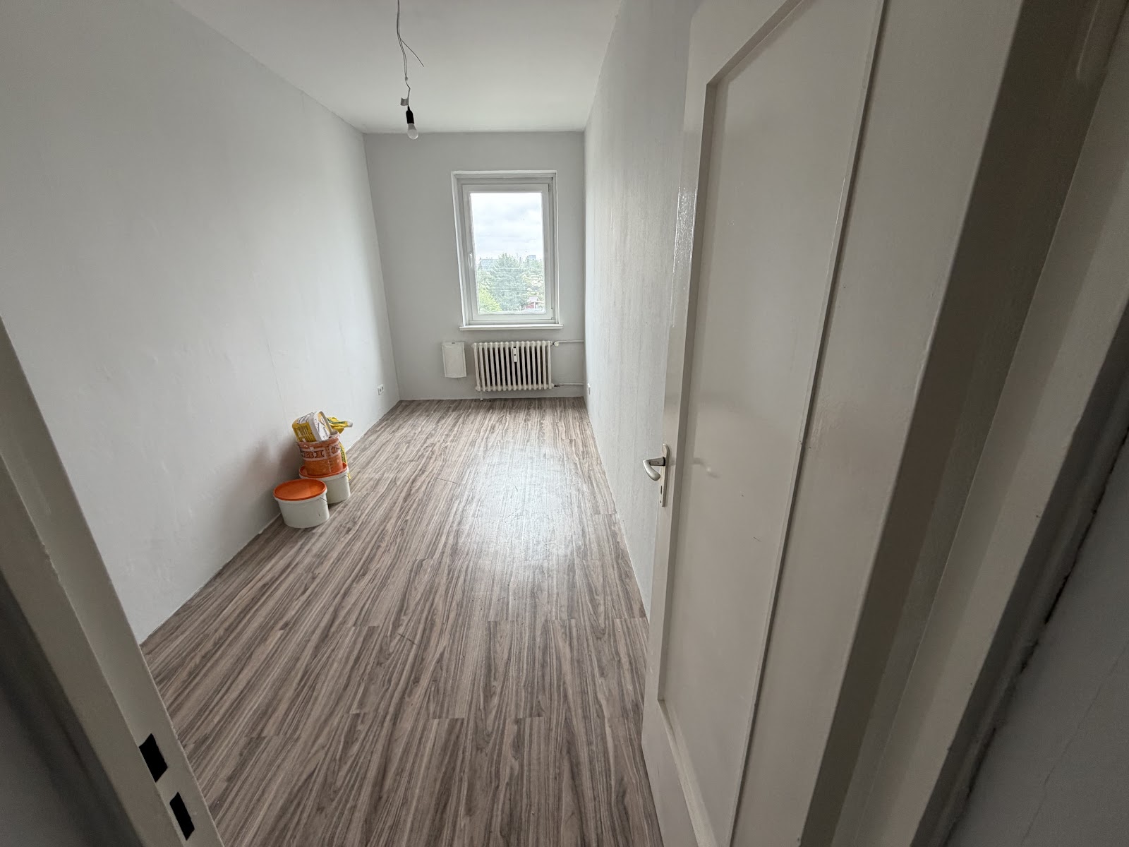 تصویر 3-Zimmer-Wohnung mit Balkon in Charlottenburg