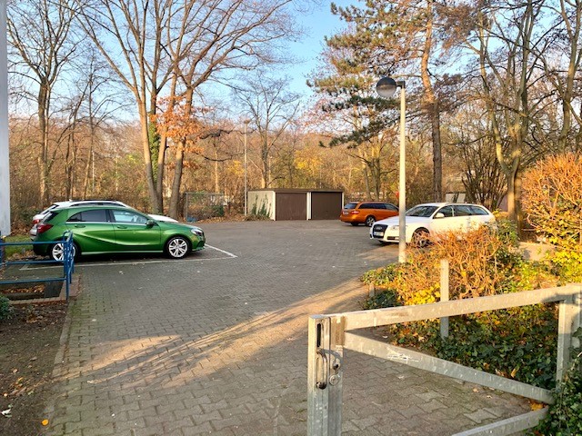 Parkplatzeinfahrt Am Heidebusch 7