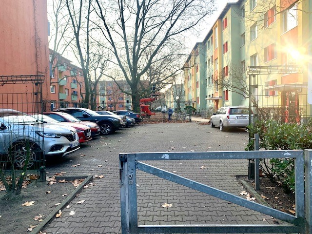 Stellplatz Einfahrt Heckerdamm