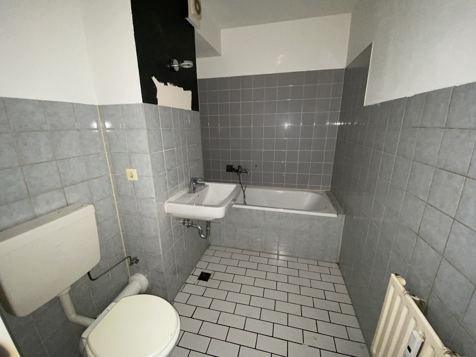 تصویر Großer Balkon – WBS mit besonderen Wohnbedarf erforderlich