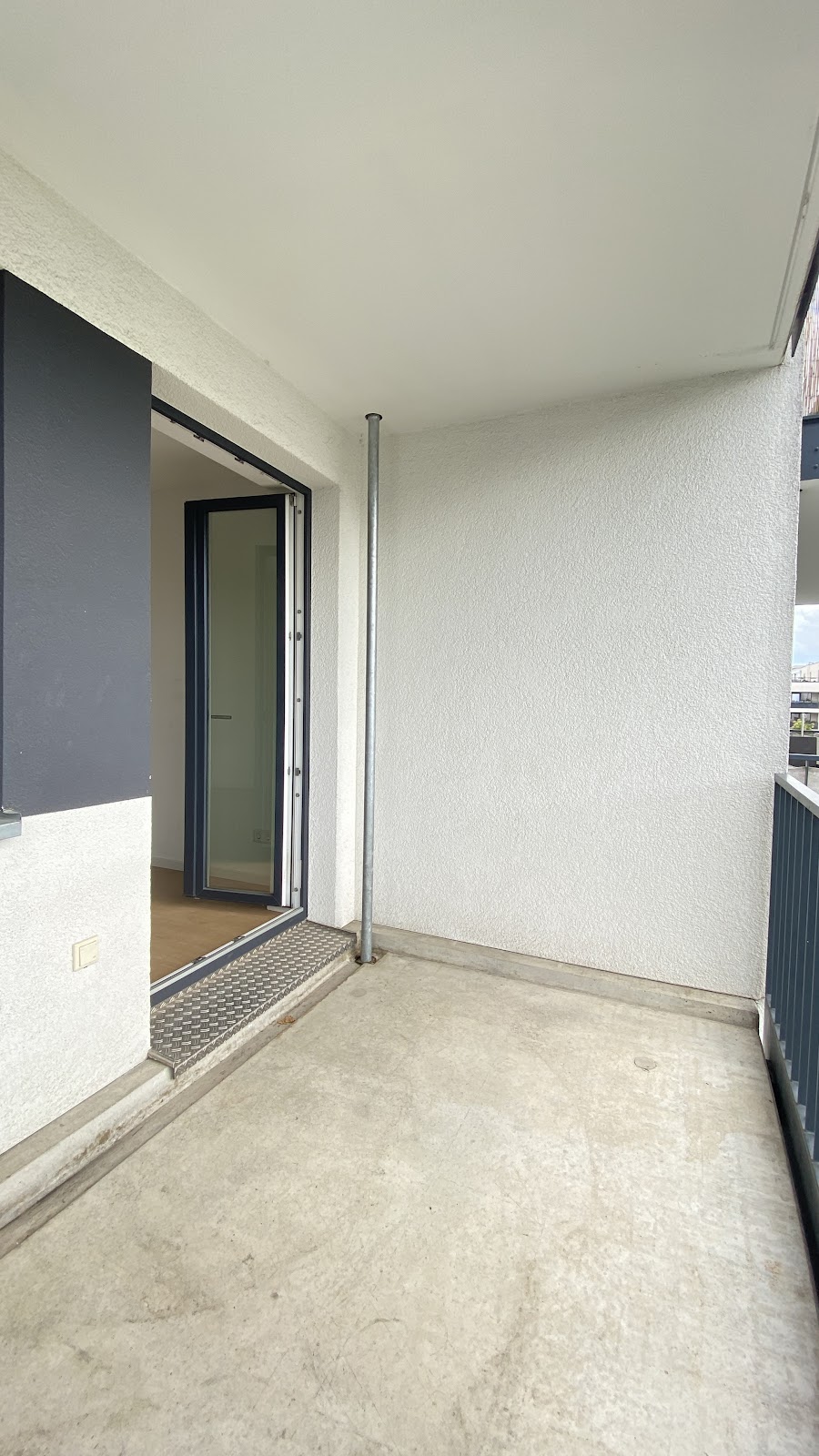تصویر WBS 100 oder 140 oder 160 erforderlich…