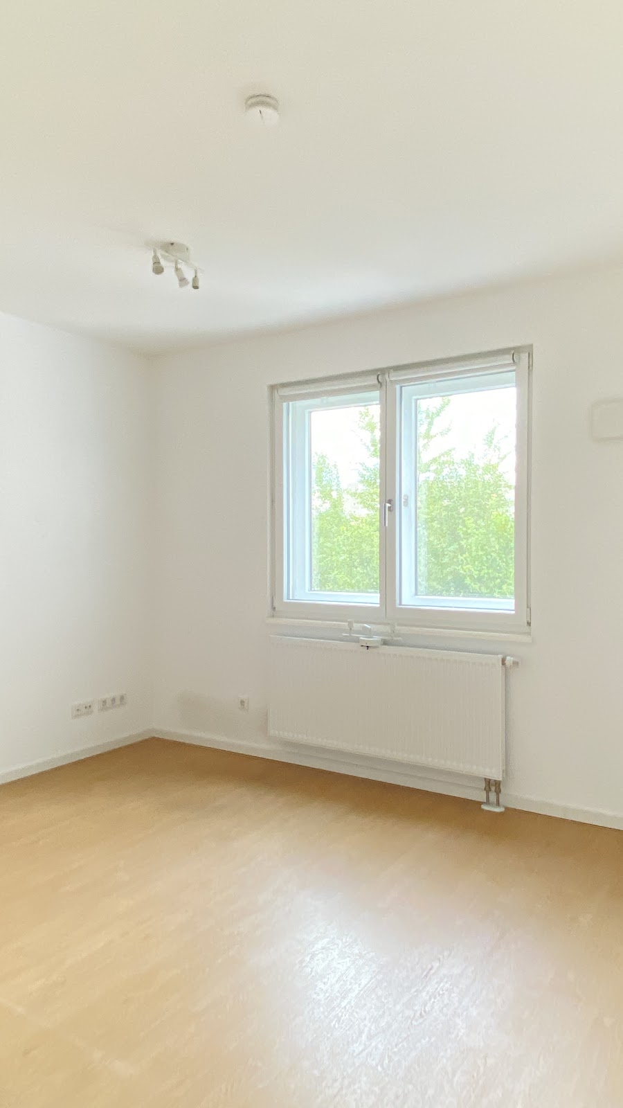 تصویر WBS 100 oder 140 oder 160 erforderlich…