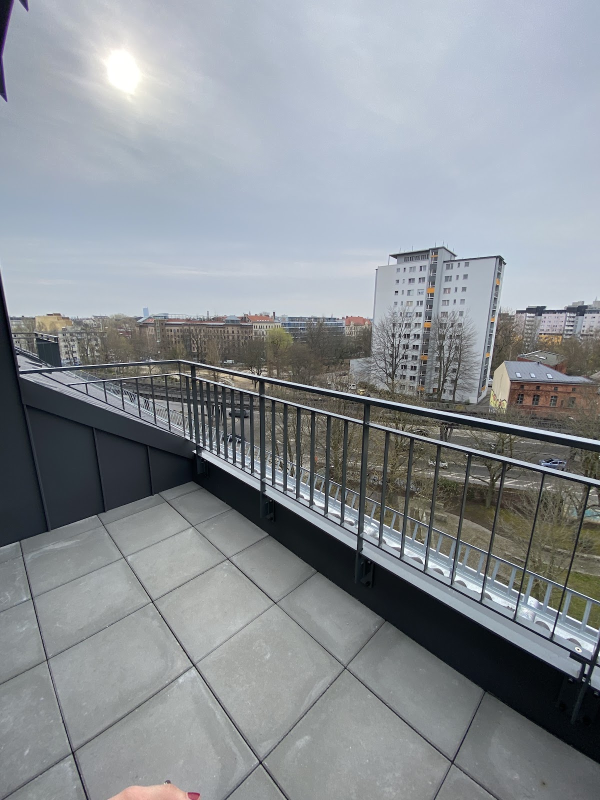 تصویر Erstbezug im Dachgeschoss mit Terrasse