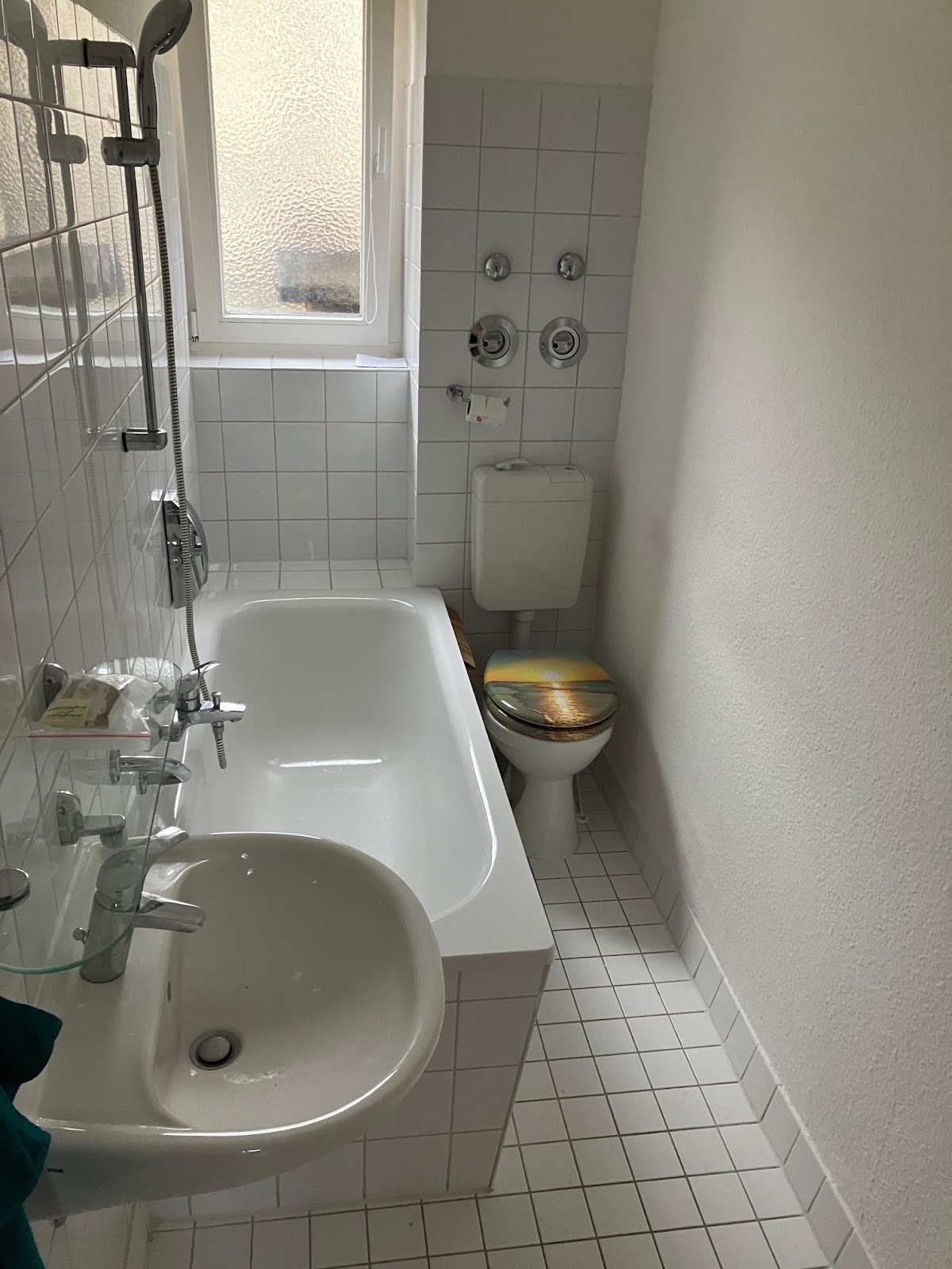 Tageslichtbad mit Wanne