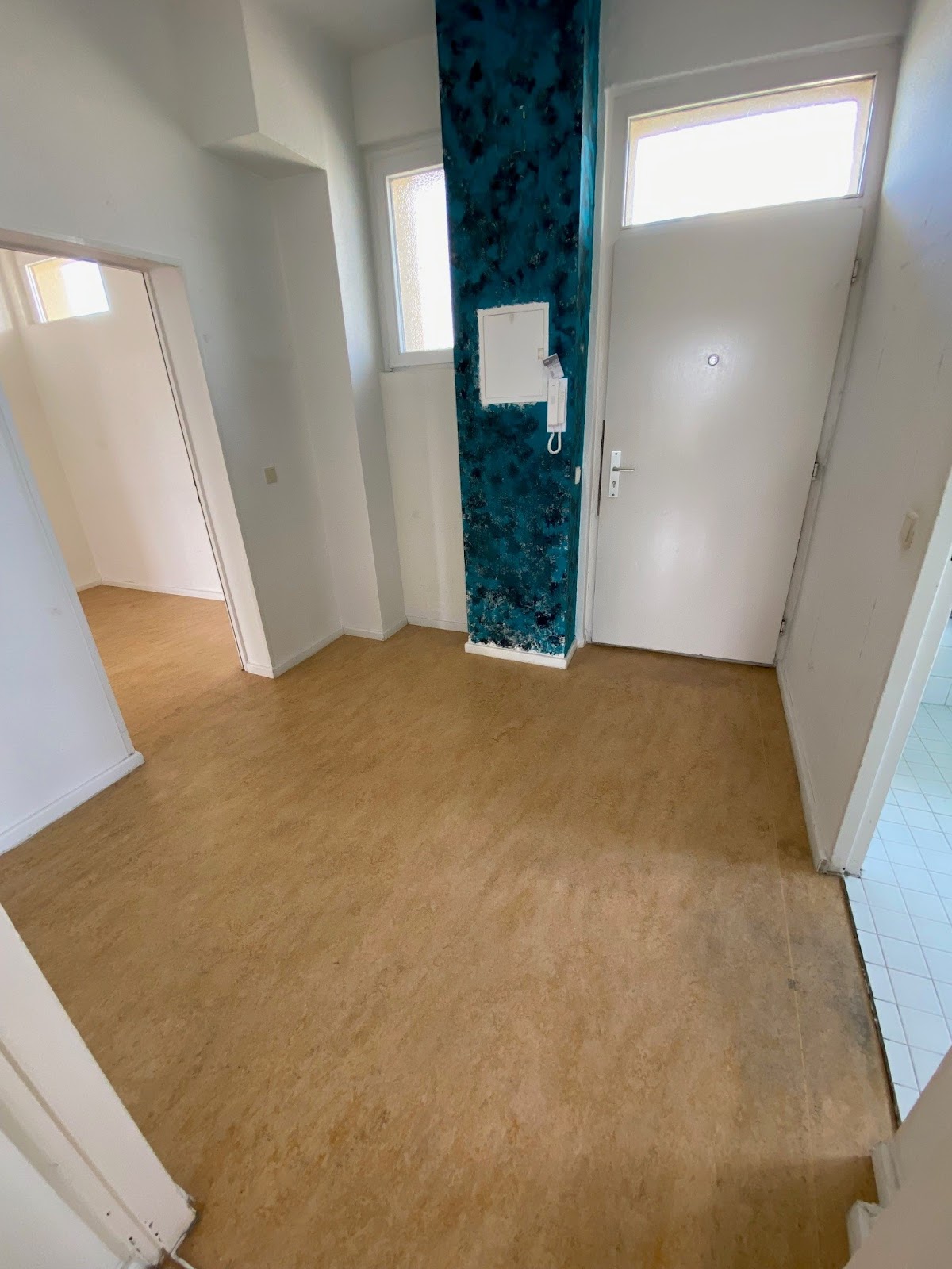 تصویر Dachgeschosswohnung ohne Aufzug in der Flusspferdhofsiedlung neu zu vermieten