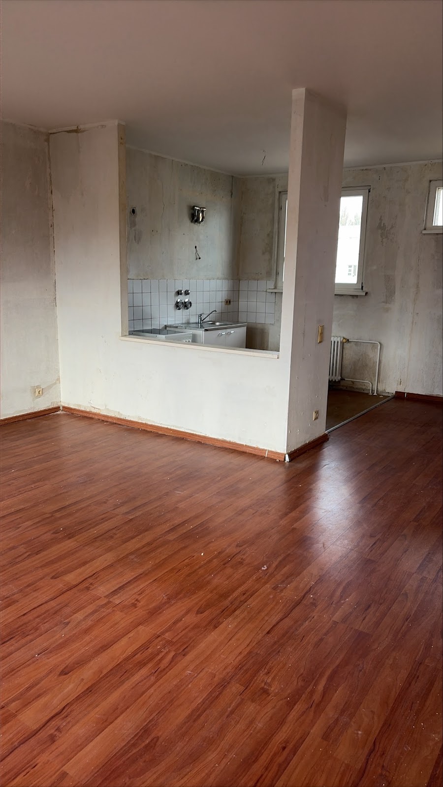 تصویر Geräumige Wohnung in Alt-Hohenschönhausen neu zu vermieten