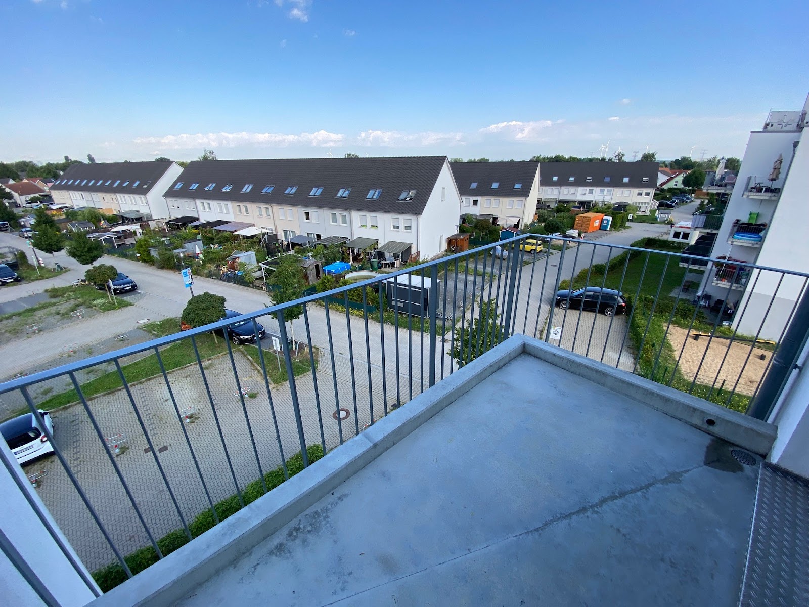 تصویر Schöne Neubauwohnung mit Balkon in Falkenberg neu zu vermieten – WBS erforderlich !