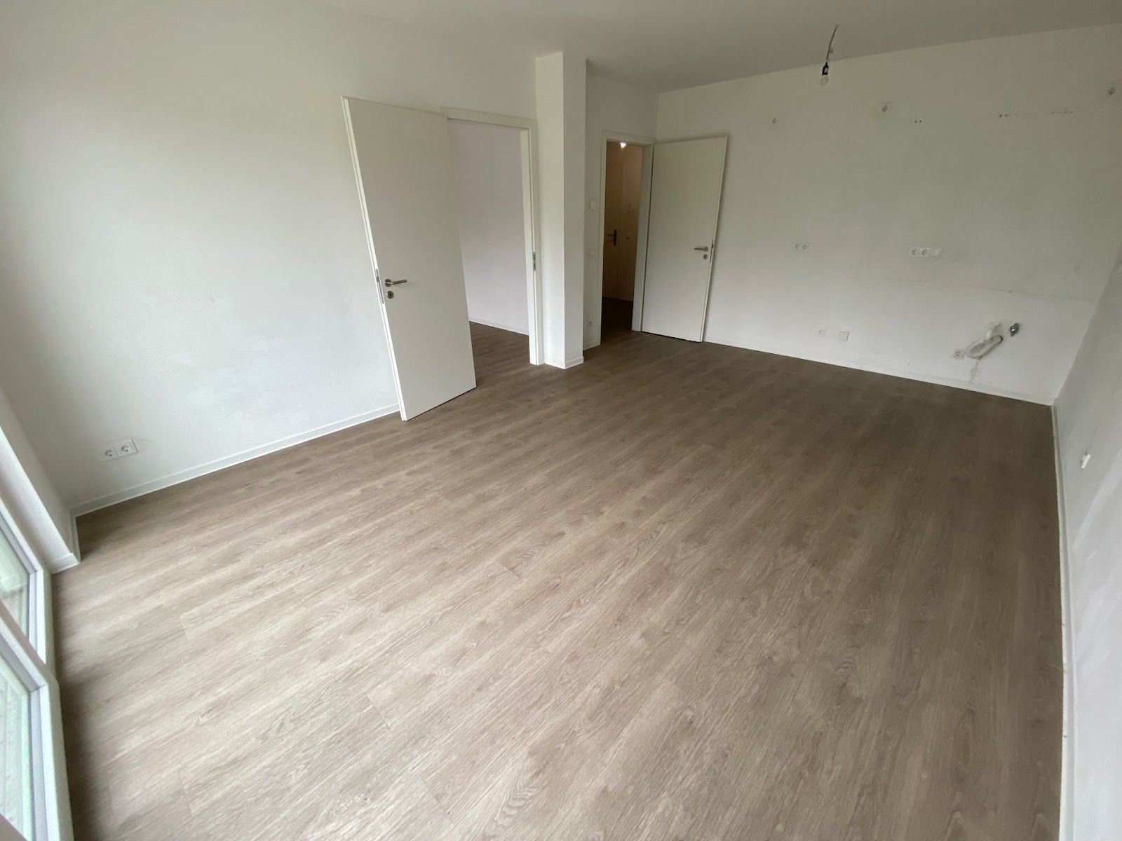 تصویر Neubauwohnung in Falkenberg zu vermieten – WBS "MIT BESONDEREM WOHNBEDARF" erforderlich !