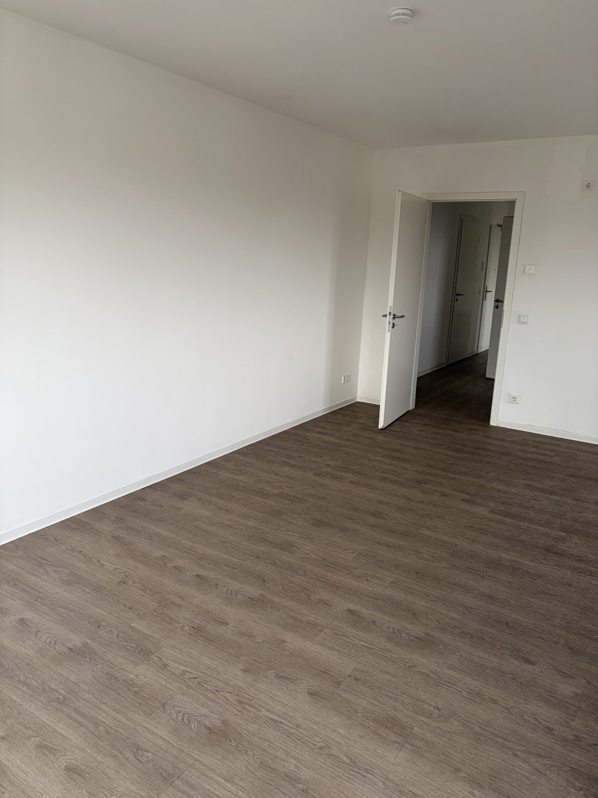 تصویر Wohnung mit Balkon in Falkenberg im Zweitbezug neu zu vermieten – WBS erforderlich !