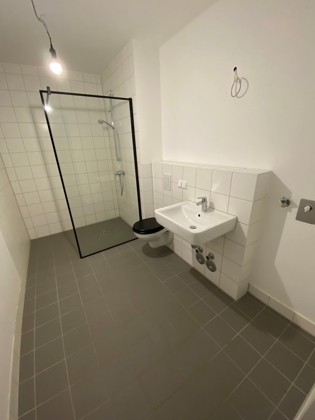 Bad mit bodengleicher Dusche
