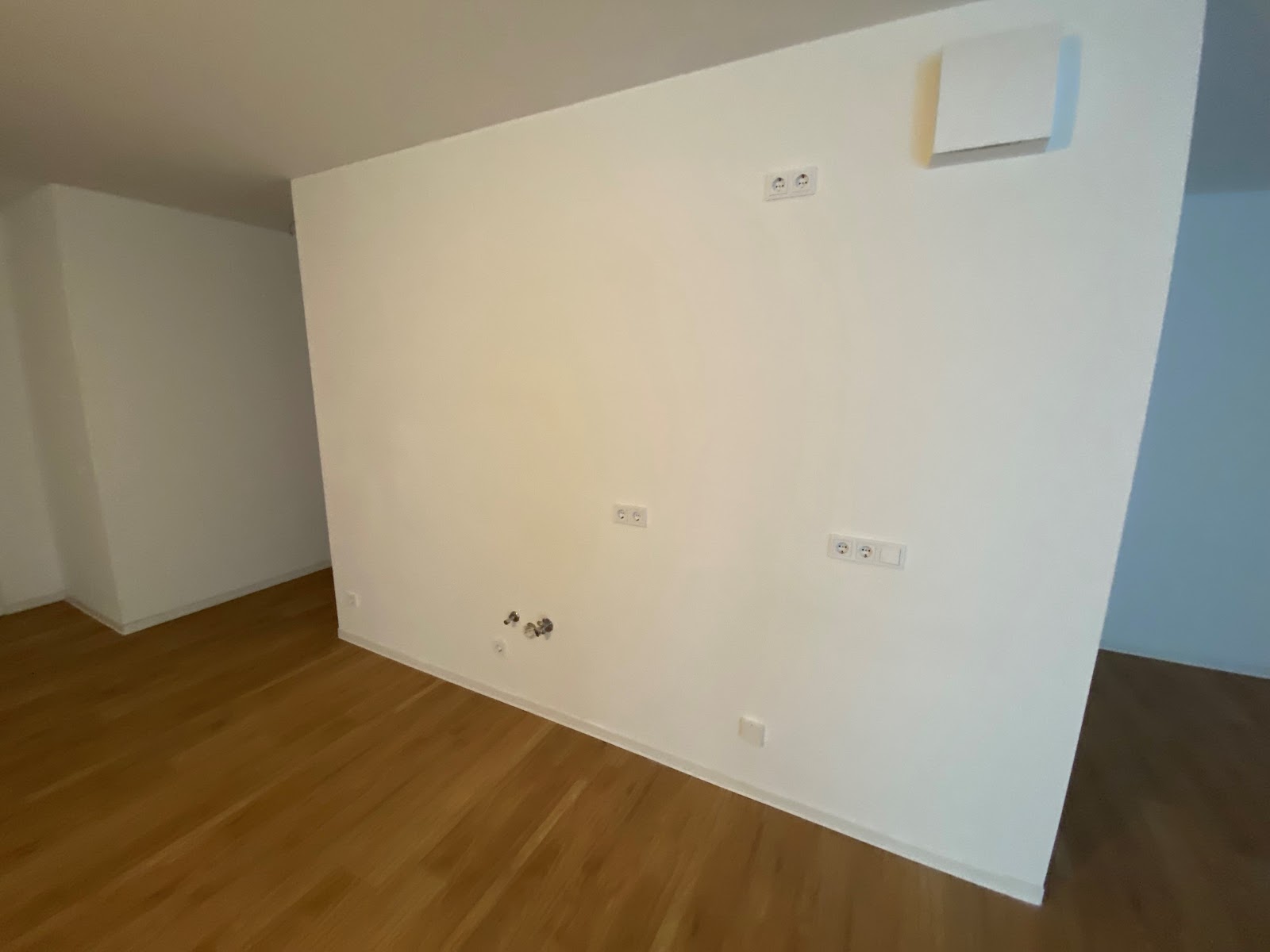 Offener Küchenbereich im Wohnzimmer