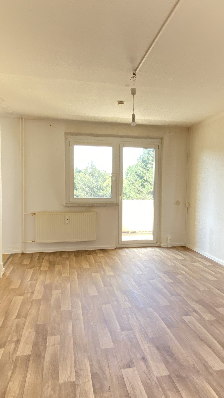 تصویر WBS 100 oder 140 erforderlich…