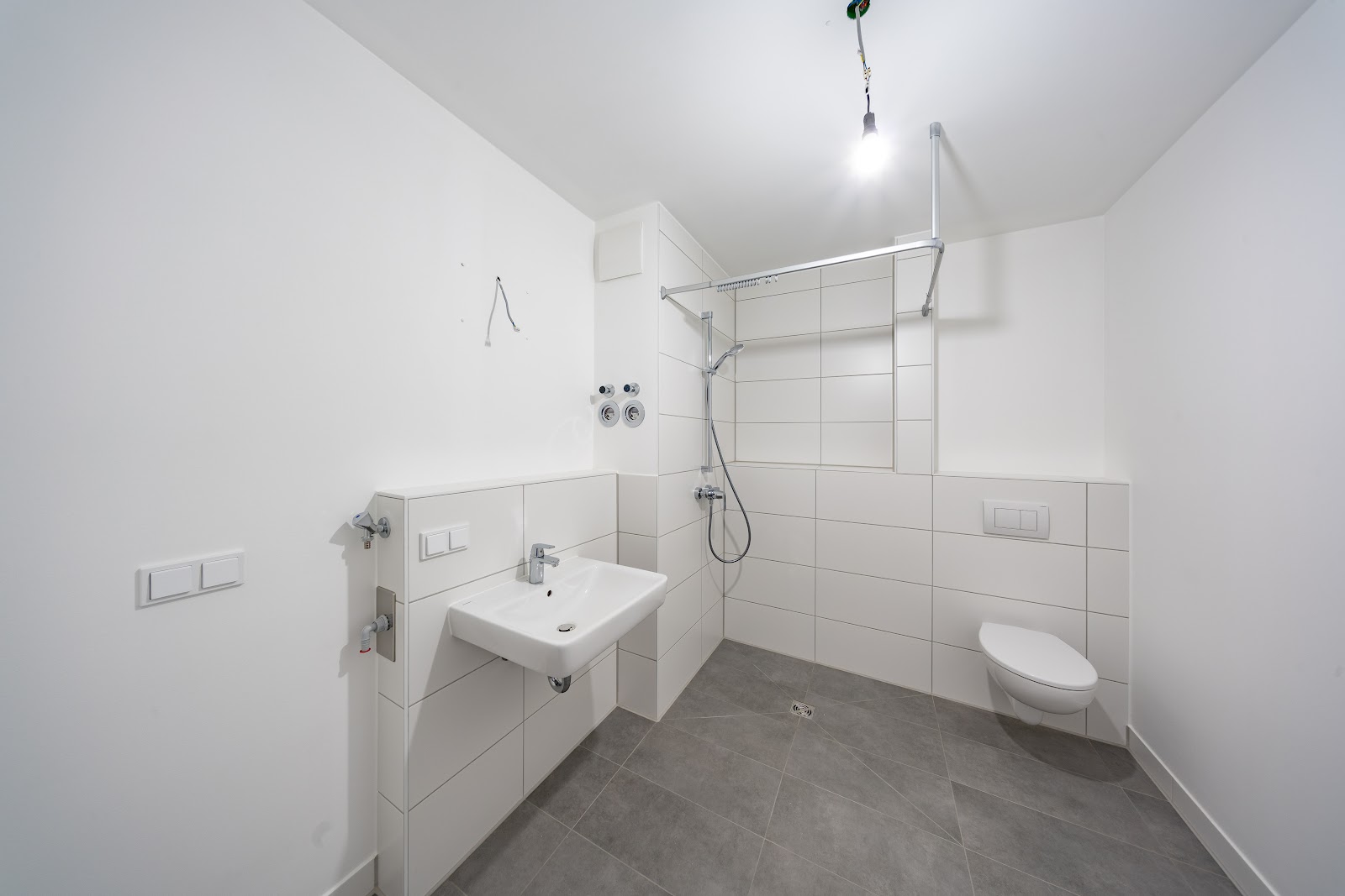 تصویر Schicker Neubau mit Fußbodenheizung im Erstbezug im Gartenfeld / WBS 180 · Alandstr. 51, 13599 Berlin