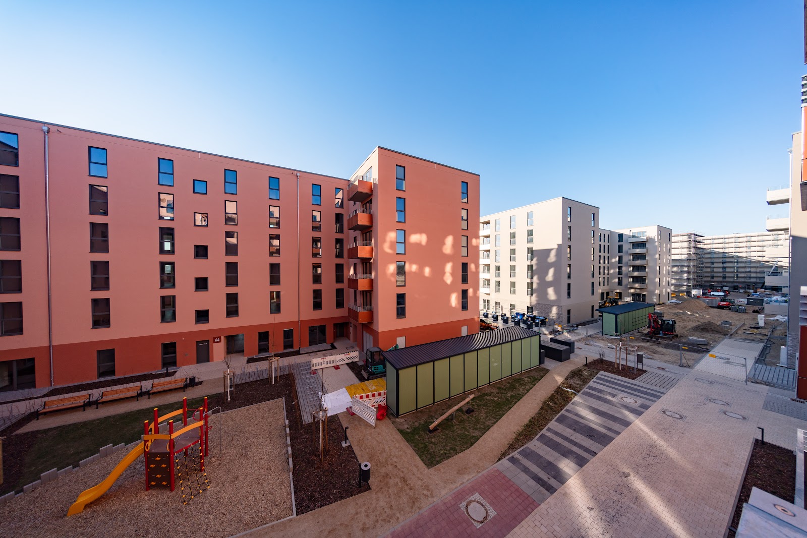 تصویر Schicker Neubau mit Fußbodenheizung im Erstbezug im Gartenfeld / WBS 180 · Alandstr. 51, 13599 Berlin