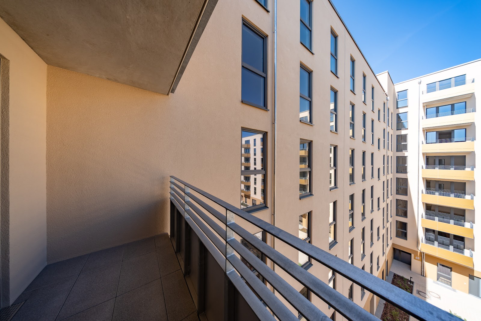 تصویر Neubauwohnung mit Fußbodenheizung und Balkon im Erstbezug / WBS 160/180/220 erforderlich · Moderlieschenstr. 84, 13599 Berlin