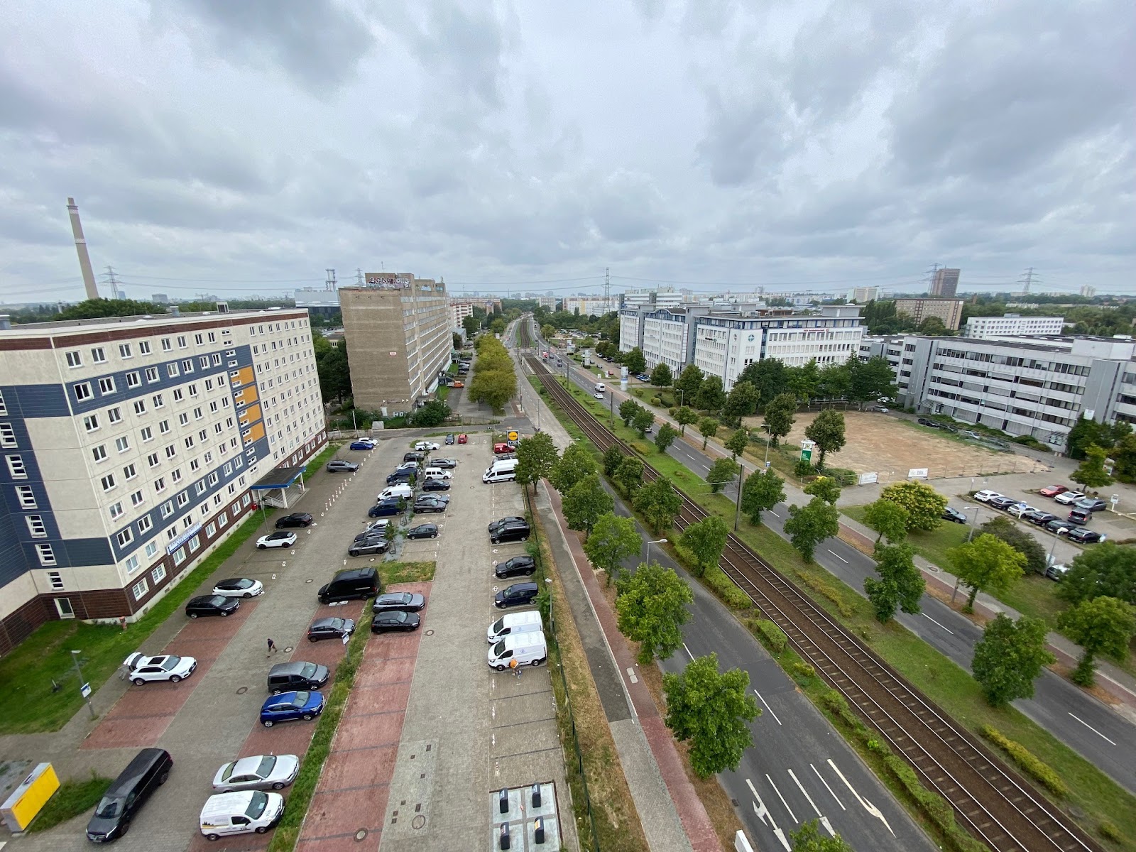 تصویر Günstige Neubauwohnung am S-Bhf. Springpfuhl im Zweitbezug neu zu vermieten – WBS erforderlich !