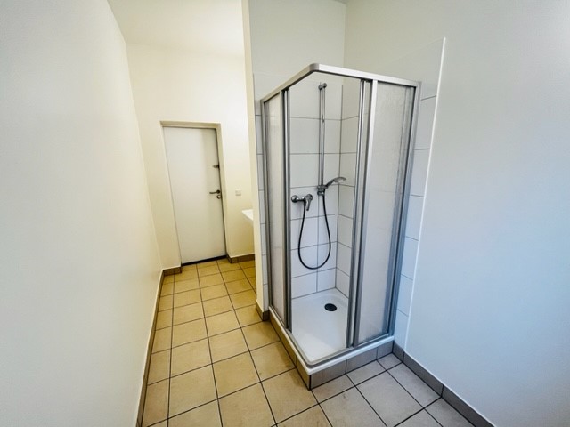 تصویر WBS erforderlich. Singlebude mit Etagendusche · Meraner Str. 45, 10825 Berlin (3)