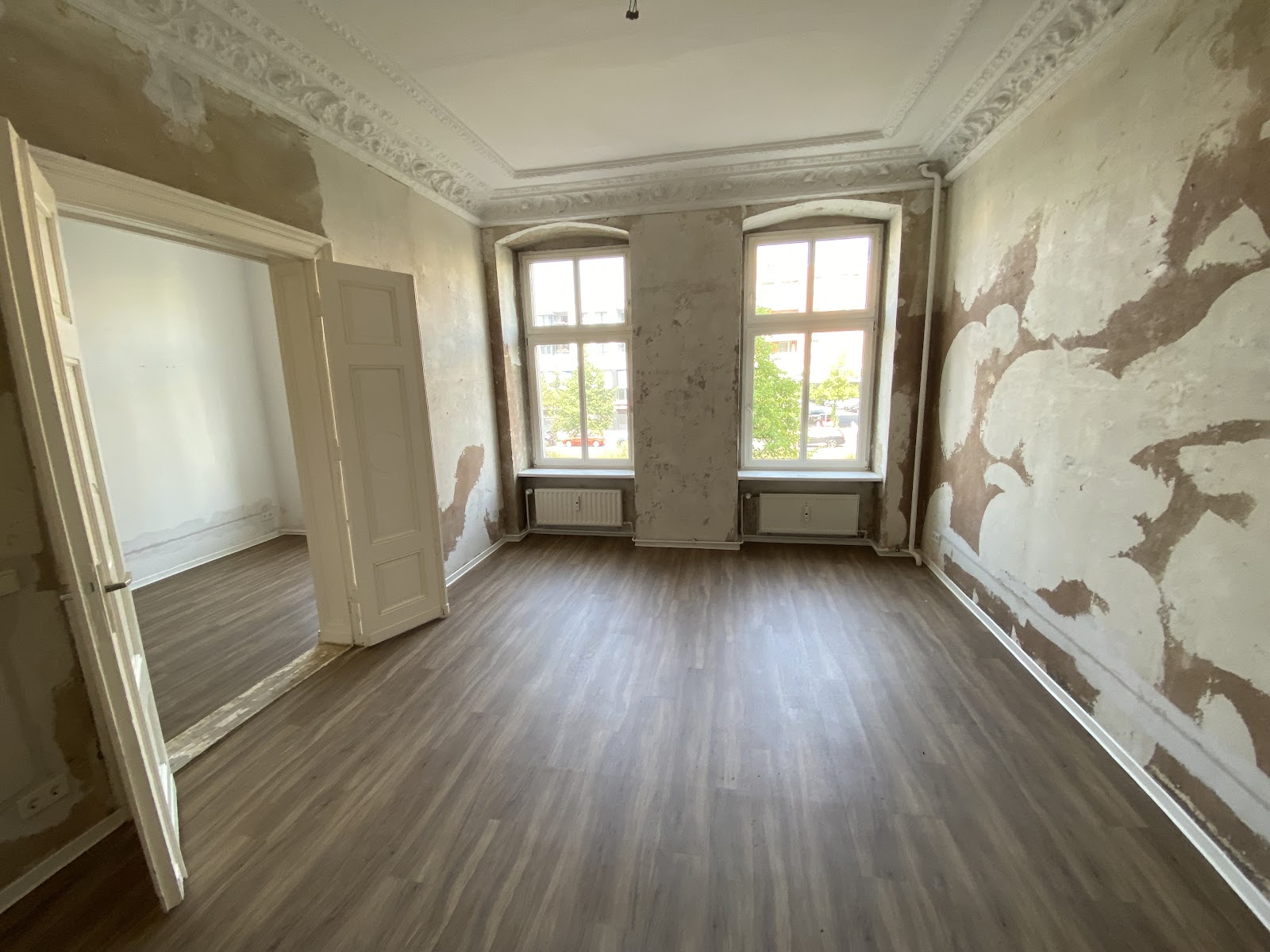 تصویر 4-Zimmer-Wohnung mit großem Hof-Balkon nahe U-Bahn Yorckstr.