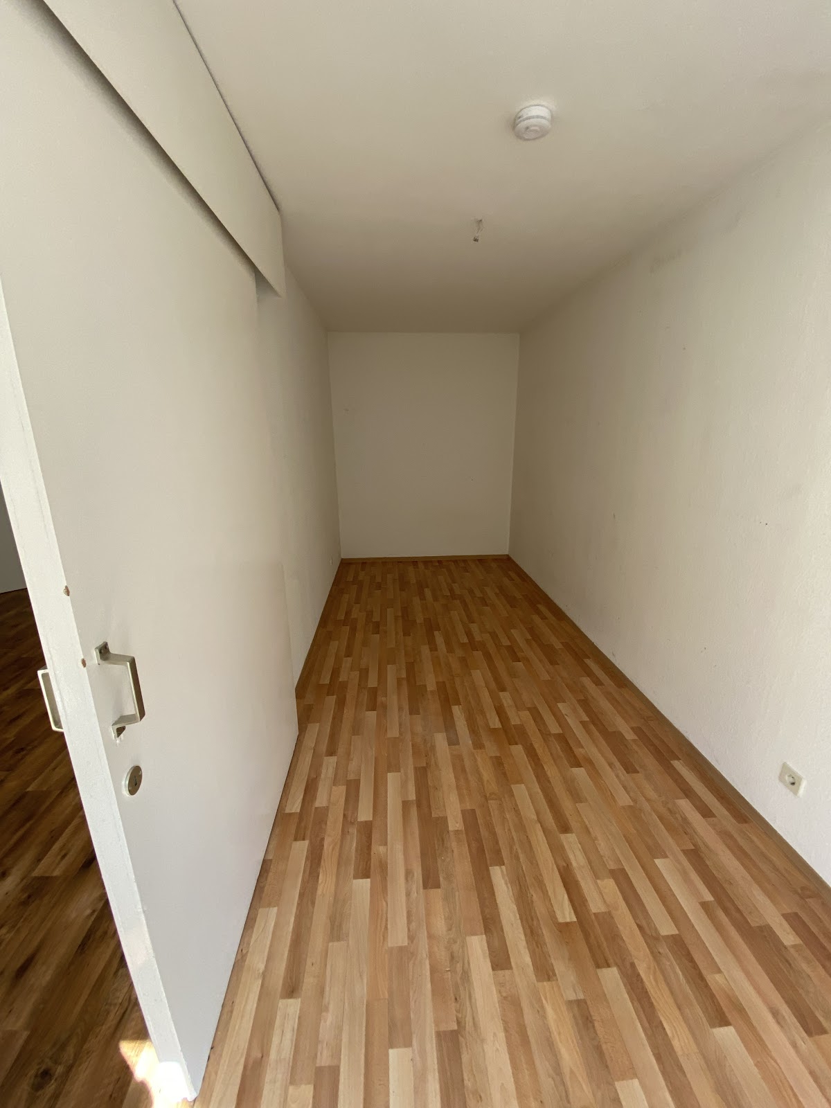 تصویر Zentrale 1,5-Zimmer-Wohnung in Moabit – WBS 100 erforderlich